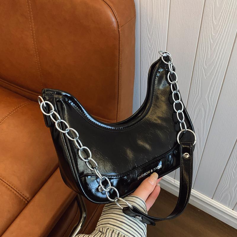 New Fashion Trend Solid Color Chain Shoulder Armpit Bag Simple Casual Versatile Portable Handbag