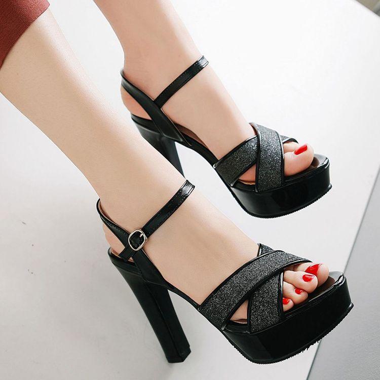 Женские босоножки на высоком каблуке, пикантные непромокаемые босоножки на платформе в европейском и американском стиле, босоножки с открытым носком на толстом каблуке, большая женская обувь