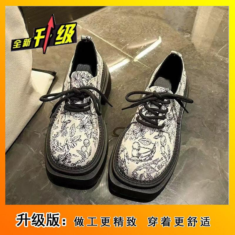 Платформа маффин новые китайские мокасины весна 2024 года новые интернет знаменитости популярные модные универсальные туфли со шнуровкой спереди