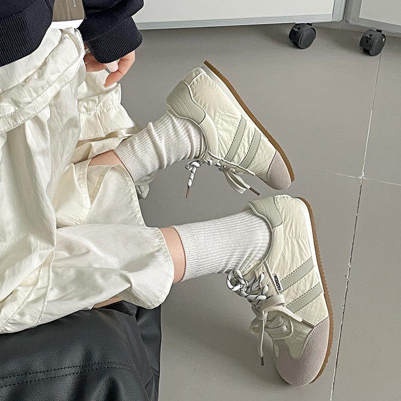 Trend Lightweight Retro Yellow Flat-bottomed German Training Shoes Women's 2025 New Spring Leisure Sports Versatile Forrest Gump Board Shoes