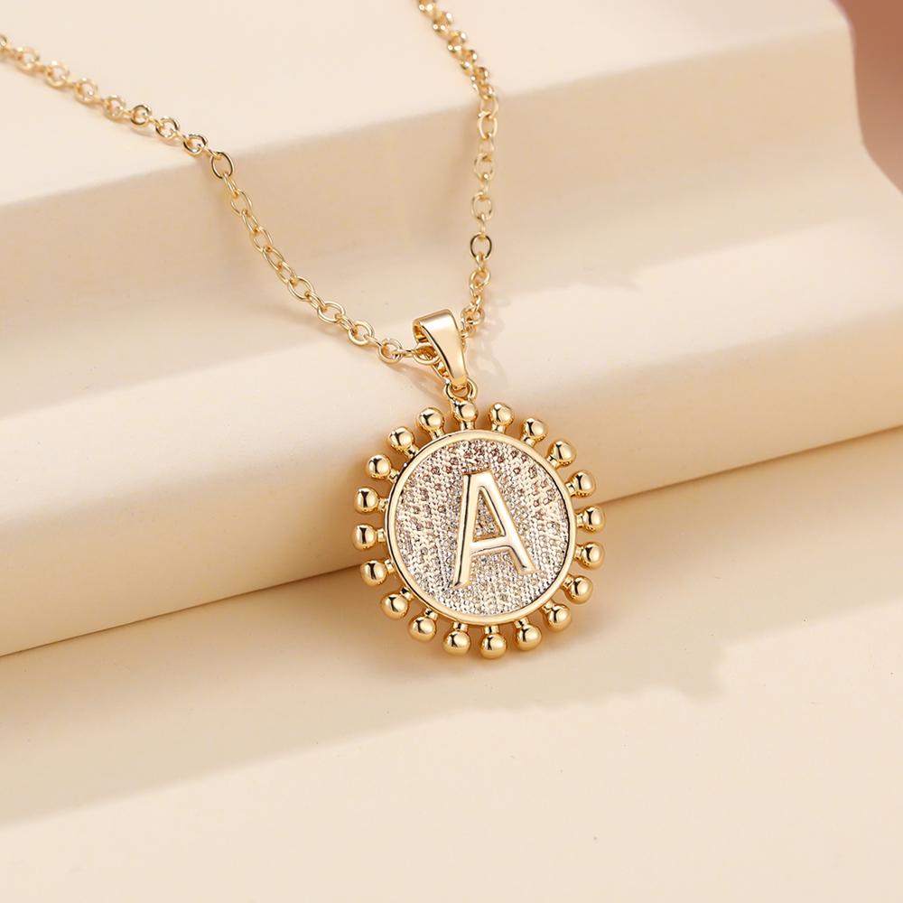 Ожерелье с инициалами для женщин, 1 шт., золотого цвета, круглая подвеска с буквами, цепочка, ожерелье, колье, ювелирные изделия с алфавитом