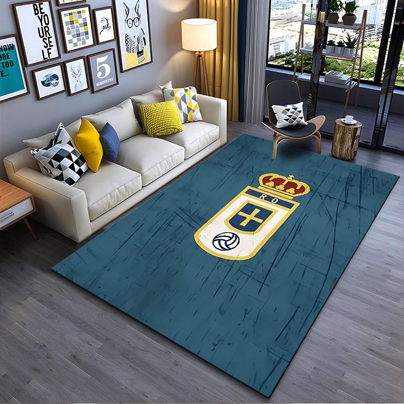 Crowned Shield with Cross Design suitable as a non-slip mat for the living room or bedroom sofa