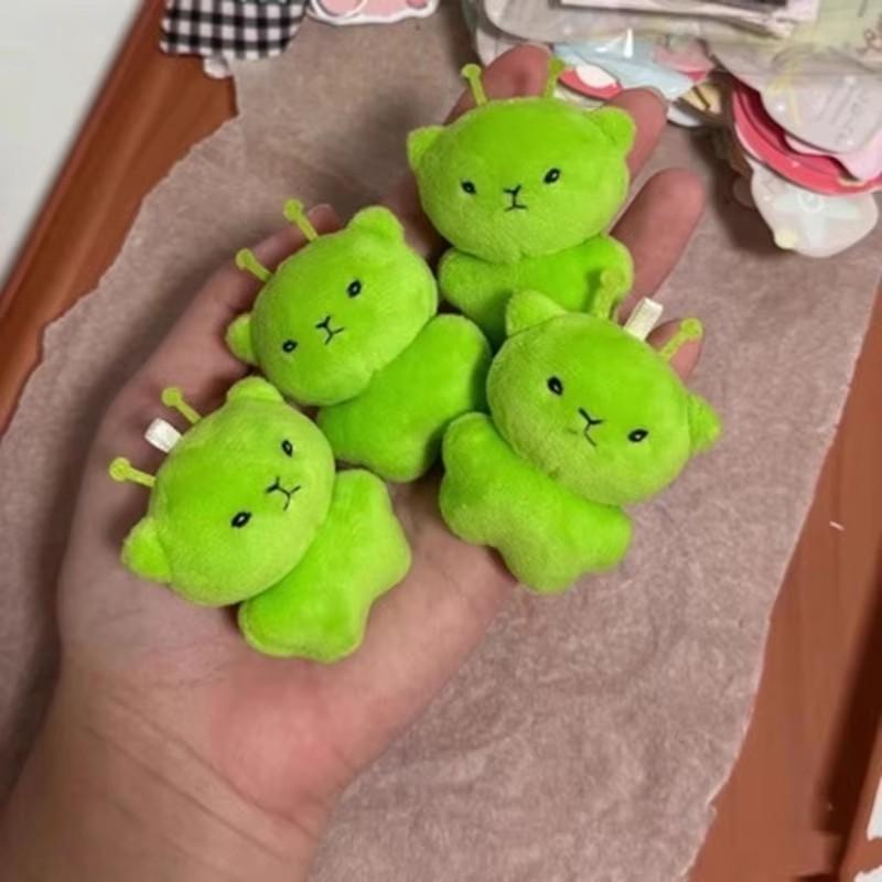 Мультяшная инопланетная кошка Плюшевая игрушка Мягкая кукла Брелок Зеленый кот Подвеска Милые Аксессуары для украшения сумки
