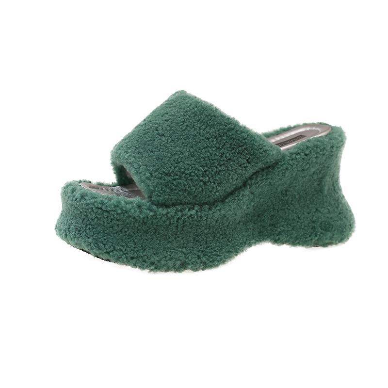 Fashion High Heels Women's Platform Slippers Winter Fashion Fluffy Shoes 2025 New Comfortable Slides Designer Fashion Casual Chaussures