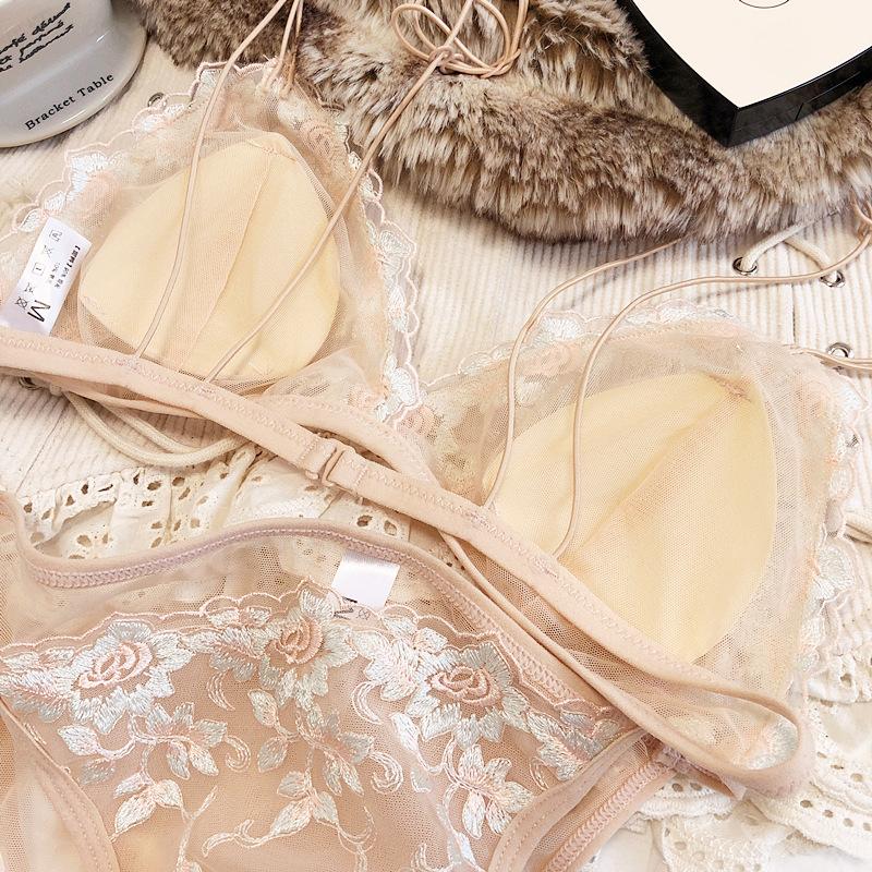 Французский кружевной комплект нижнего белья с цветочной вышивкой, сексуальный ультратонкий комплект с бюстгальтером, женский комплект с треугольной чашкой, удобный бюстгальтер без косточек, женские бюстгальтеры с подкладкой