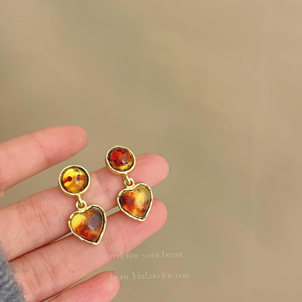 «Серьги-иглы Майяра 925»: "Янтарный жемчуг в стиле ретро для осени/зимы"