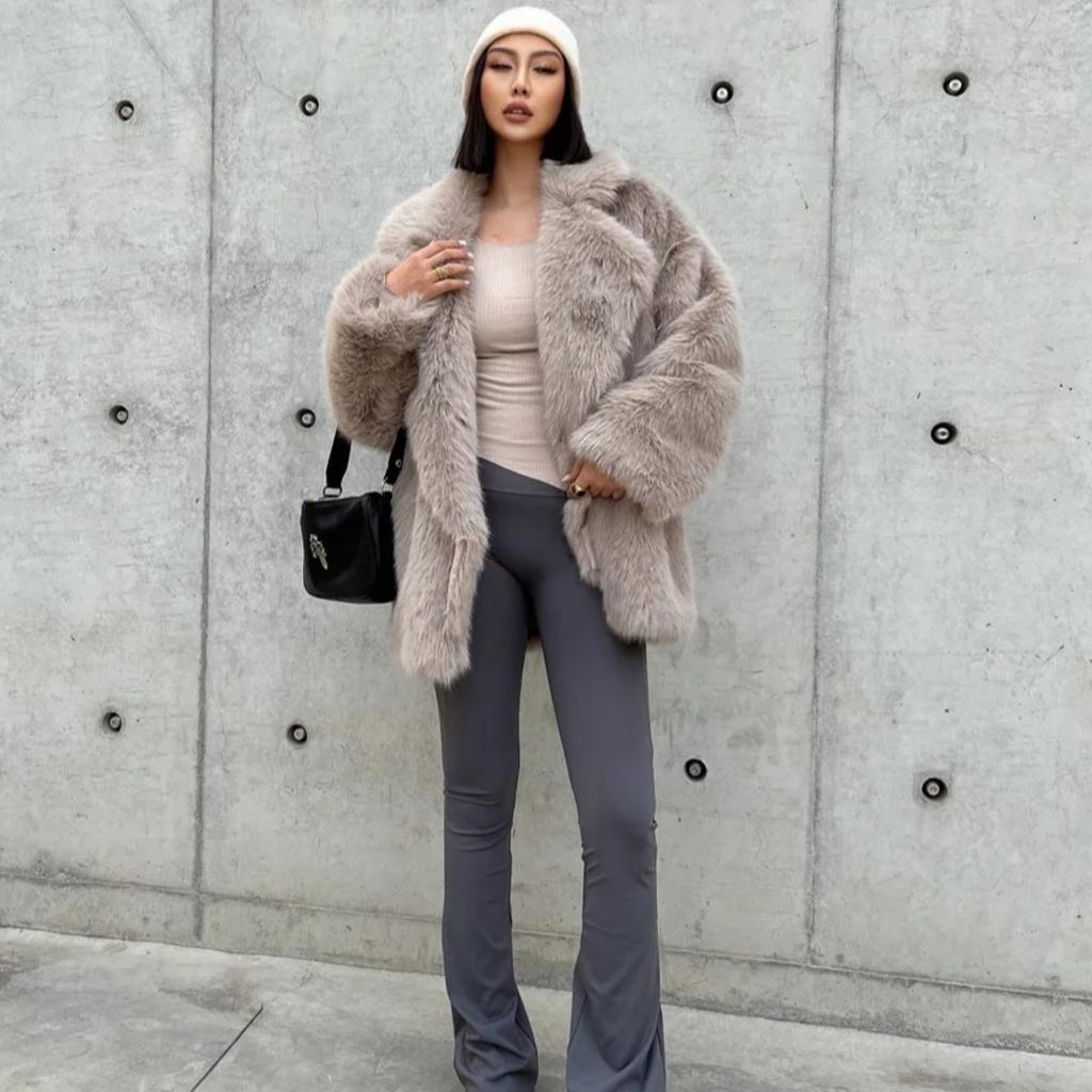 Fashionable Street Style Fox Fur Coat Loose Suit Collar Medium Long Imitation Fur Coat for Women Autumn-winter Fur Overcoat
