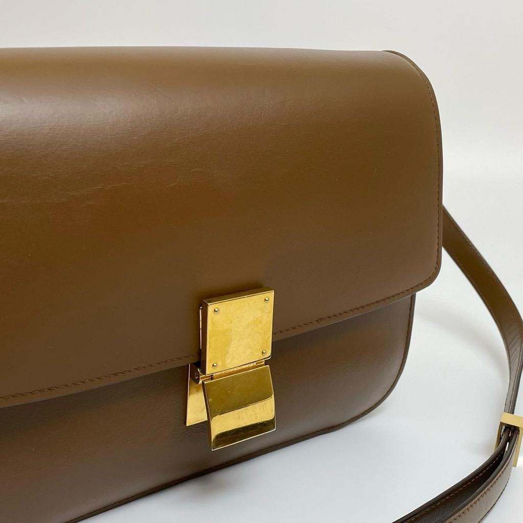 [Pre-Owned] Classic Box Gold Buckle Polished Calfskin Tofu Square Crossbody Shoulder Bag Medium - Excellent #UCVQ4E