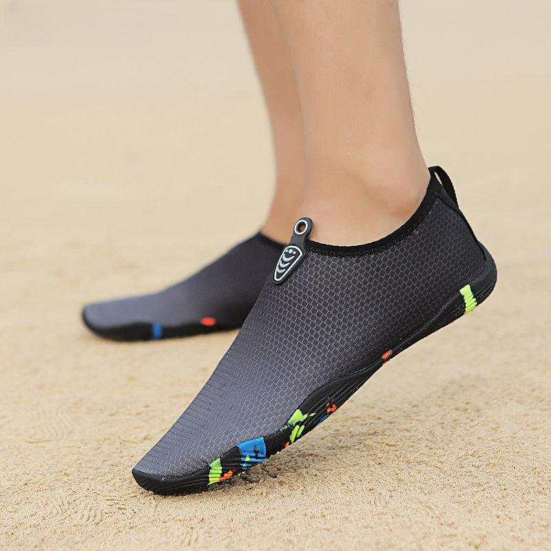 Quick Dry Men Women Non Slip Upstream Surfing Shoes Breathable Comfortable Soft Beach Wading Shoes Barefoot Lightweight Aqua