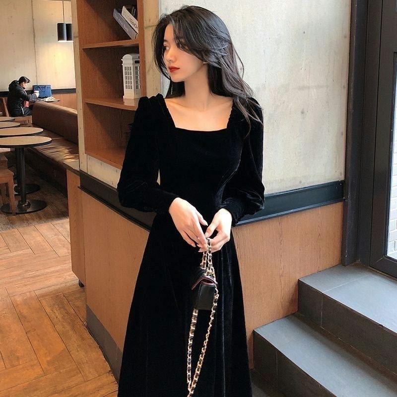 Square Collar Velvet Long-sleeved Dress for Women In Spring New Retro Slim Fit Slim Temperament Sexy Midi Skirt