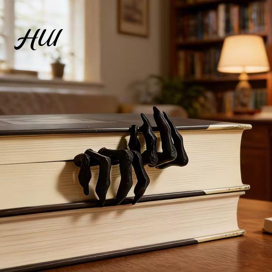 Unique Bookmarks Gothic Creepy Demon Claw Bookmark, 3D Printed Scary Horror Ornament Hand Bookmark for Book Lovers, Halloween Bookshelf Decor