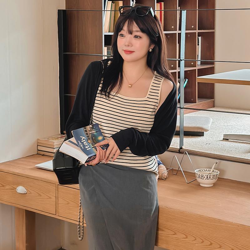 Plus Size Women's Square Neck Knit Sweater Women's Tops Spring and Summer Striped Bottoming Inner Camisole Tank Tops