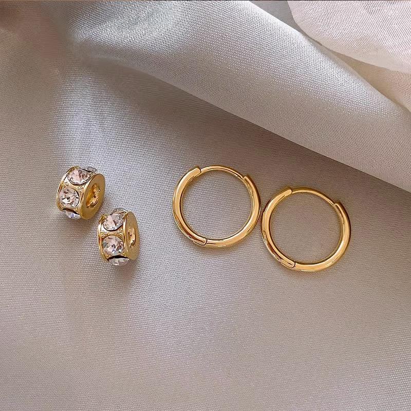 Серьги с бриллиантами можно носить двумя способами