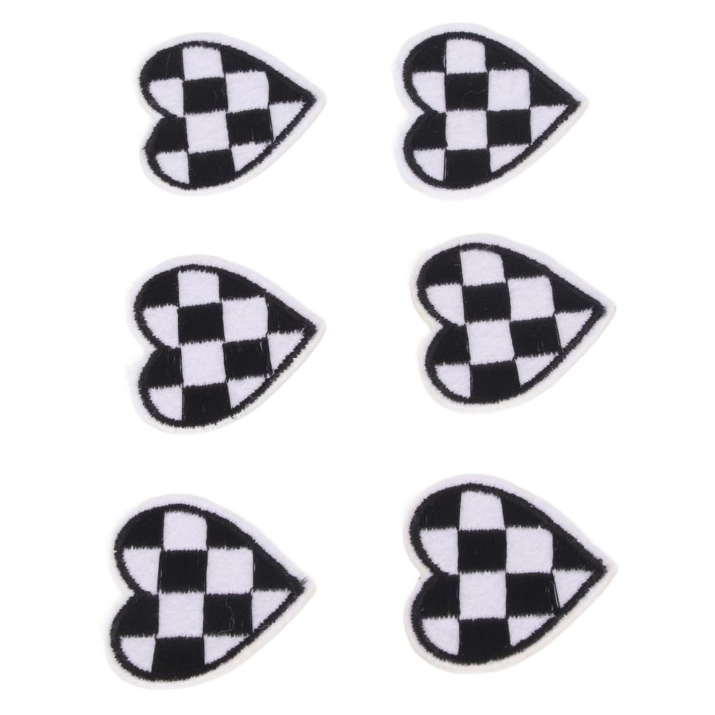 100pcs Heart Shaped Patches Iron On Black White Grids Embroidered DIY Applique Patches for Clothes