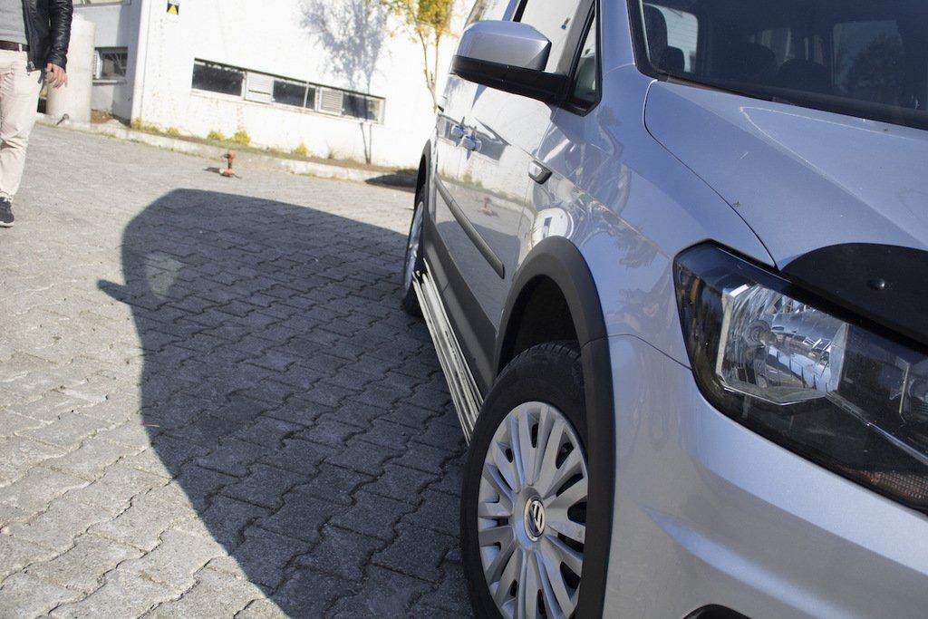 Накладки на боковые пороги EuroCap (черные) для Volkswagen Caddy 2010-2015 гг