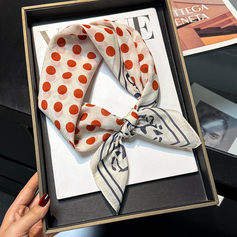 30% Silk 70% Cotton Scarf Women Square Neck Shawls Wraps for Ladies Foulard Scarves Pashmina Female Hijab Bandana Bufanda 70cm