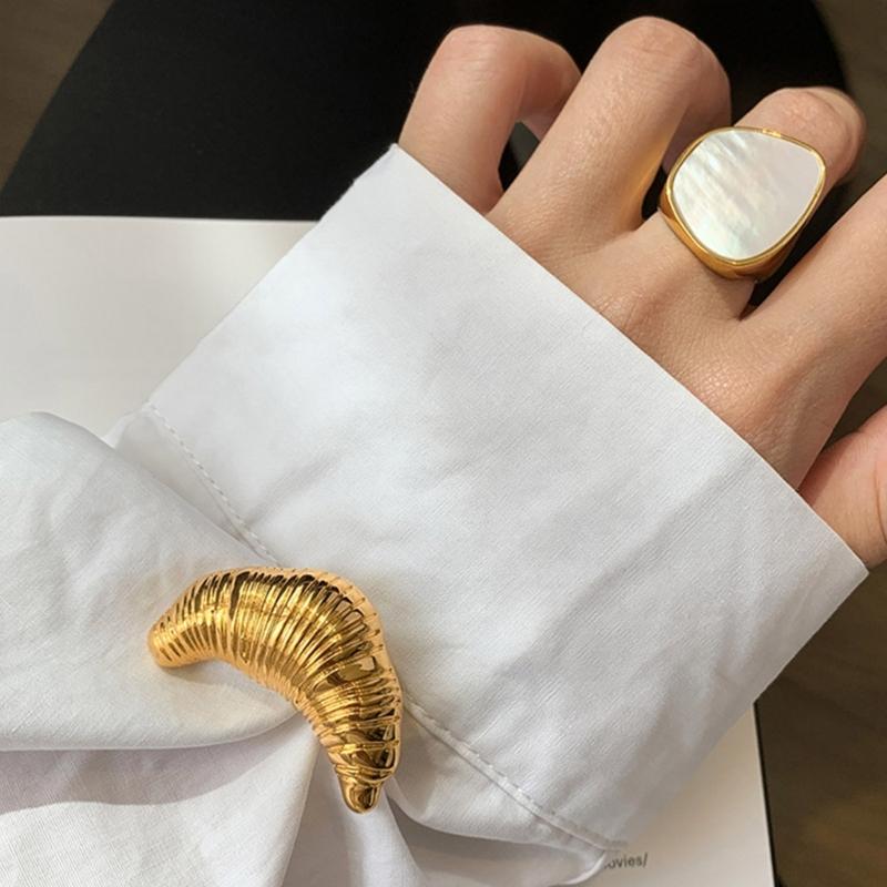 Unique Alloy Croissant Brooch Pins Clothing Jewelry Accessories Eye Catching Corsage Pins Perfect Gift for Women Girls