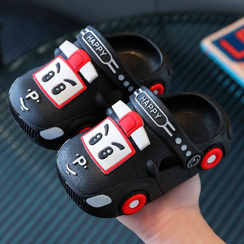 Детские туфли с мягкой подошвой и отверстиями, милые сандалии с героями мультфильмов, стильные летние тапочки