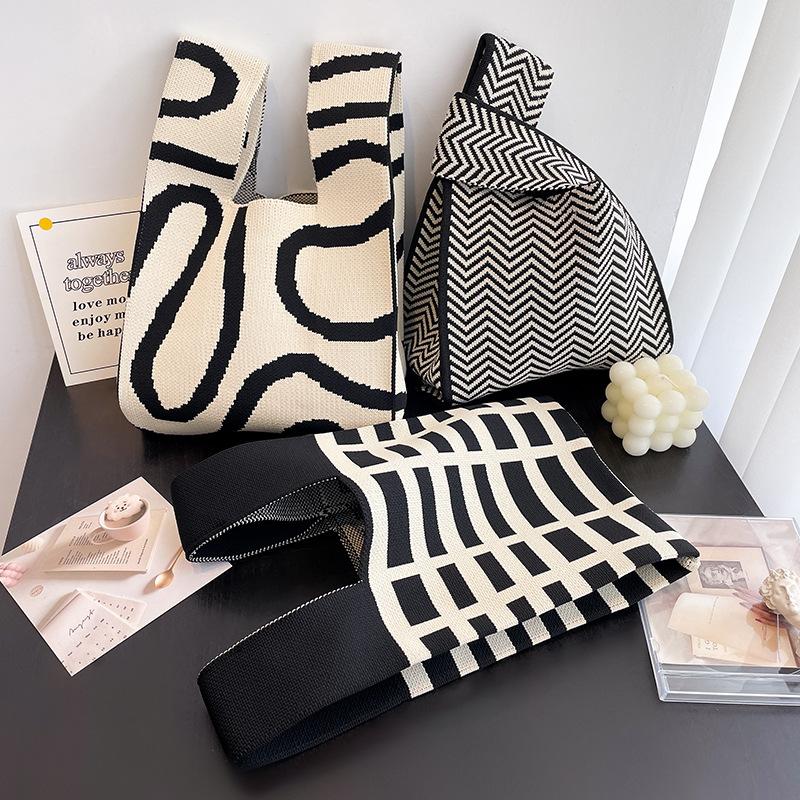 FASHION Women'S Knot Wrist Bag Handmade Knitted Bag Portable Mini Striped Tote Bucket Phone Bags Large Capacity Autumn Winter Handbags