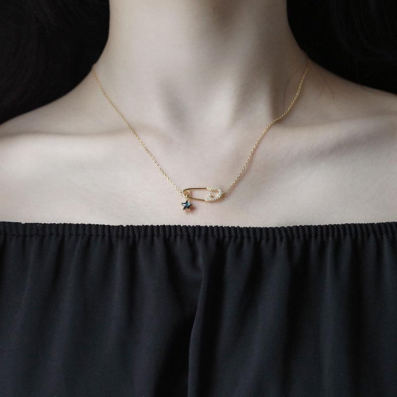 Fully Inlaid with Diamonds and Stars Paperclip Necklace for Women Japanese and Korean Personalized Clavicle Chain Necklace Accessories Trend