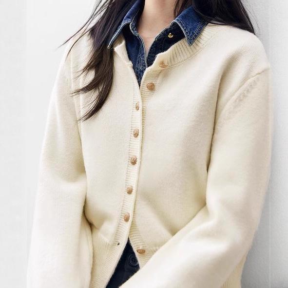French Luxury Round Neck Knit Cardigan for Women - 2025 Spring/Autumn Stylish Soft Versatile Sweater Outerwear.