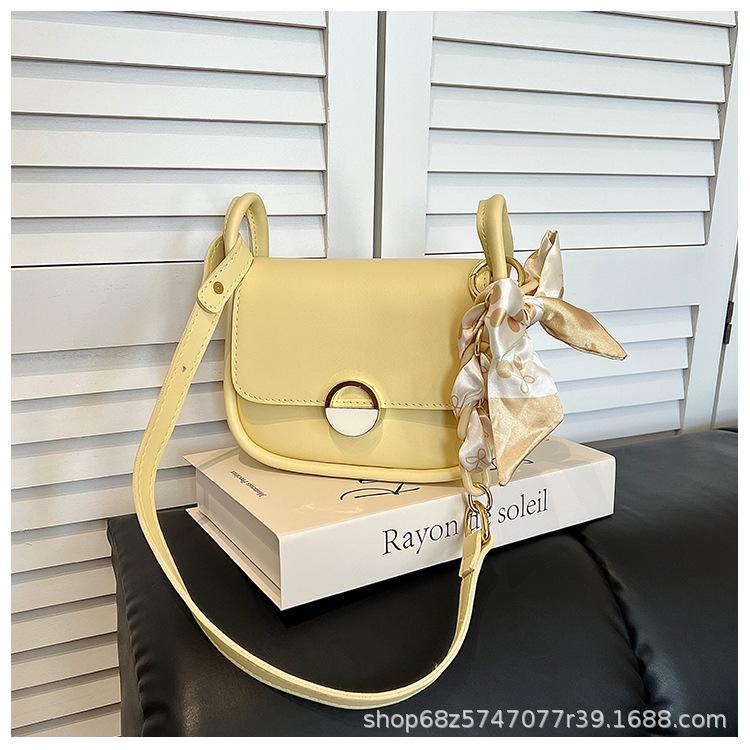 Fashionable Small Bag Women's 2025 New Work Commuter Bag One-shoulder Crossbody with High-end Summer Commuter Satchel