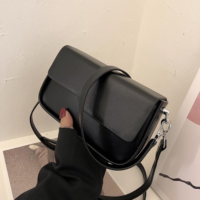 Женская корейская ретро маленькая квадратная сумка кроссбоди 2024 - Универсальный однотонный цвет, повседневный стиль на одно плечо