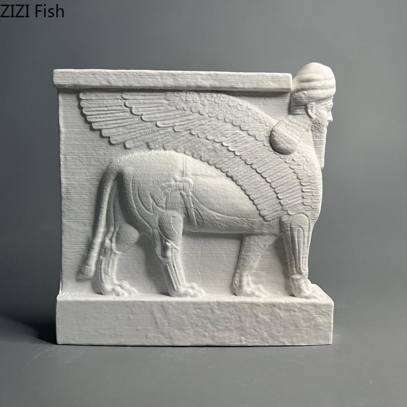Mythical Creatures Winged Bull Plaster Statue Crafts Desk Decoration Creative Artwork Winged Bull Sculpture Room Aesthetic Decor