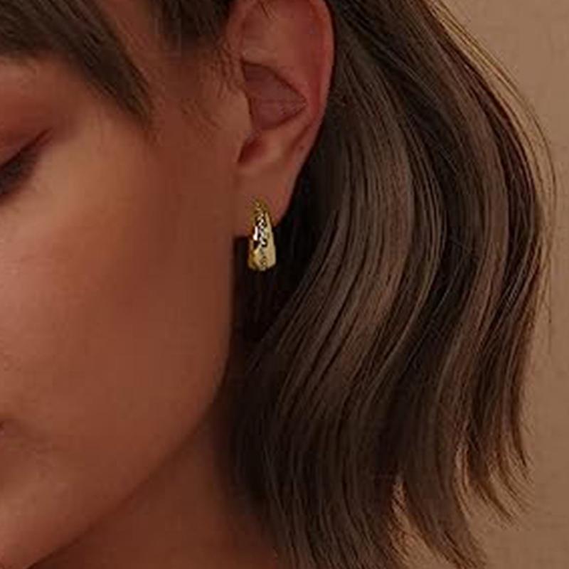 Huitan Trendy Women's Hoop Earrings with One Line Circonie Simple Style Female Daily Wear Earrings Statement Jewelry Hot