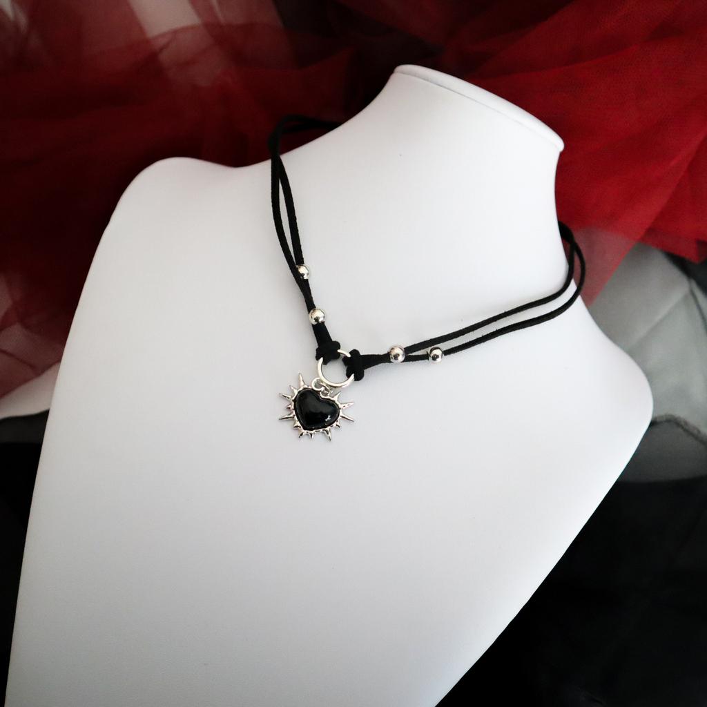 Dark Punk Love Pendant Necklace Sweet Cool Babes Choker Y2K Subculture Women Trendy Collarbone Chain Jewelry