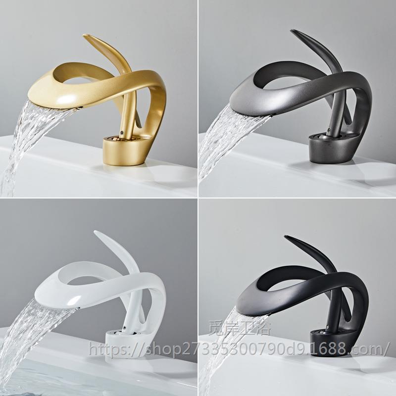 Роскошный медный водопадный кран для ванной комнаты виллы - функция горячей и холодной воды, креативный дизайн для умывальника