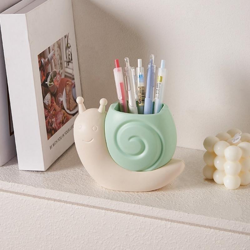Plastic Desktop Organizer Cartoon Snail Shape Pen Pencil Organizer For Kids Study School Office Supplies
