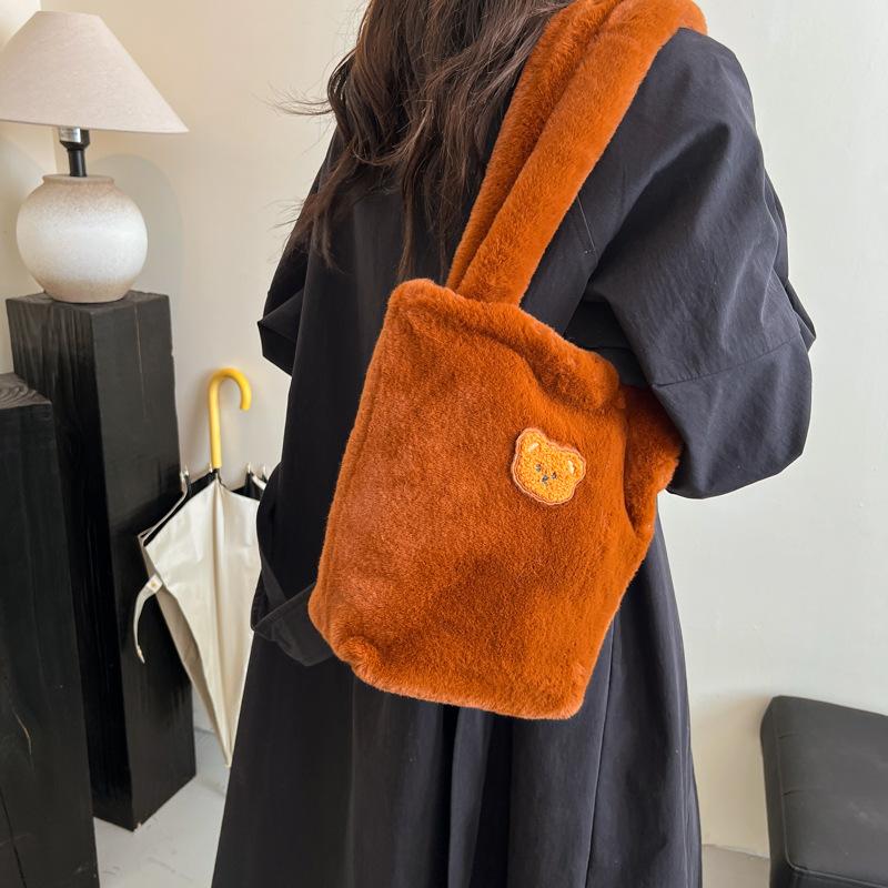 2025 Autumn and Winter New High-value Plush Bag Bucket Bag Large-capacity Bear Embroidered Shoulder Bag Tote Bag Women
