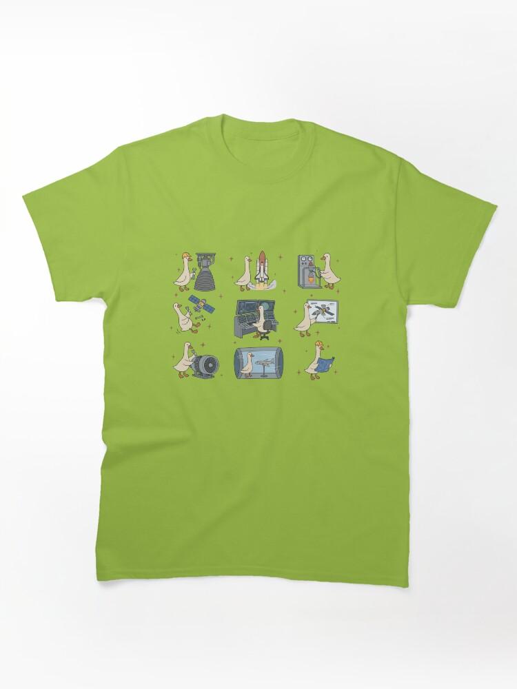 Untitled Goose Game Space Geese Engineers - Rocket Science & Aerospace Tech Crew Classic T-Shirt