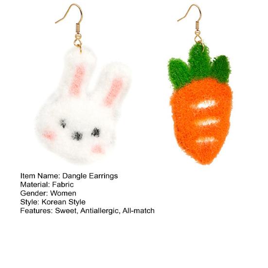 1 пара серег-подвесок Милые Асимметричные Забавные Зимние Осенние Милые Серьги-крючки с кроликом и морковкой Ювелирный аксессуар