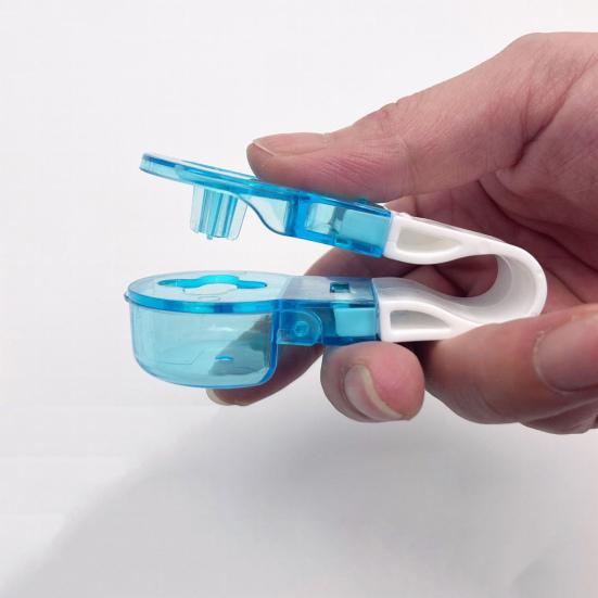 Портативный прибор для приема таблеток, бесконтактный открыватель блистерной упаковки, дорожный футляр для таблеток для пожилых людей, больных артритом, дозатор таблеток, экстрактор