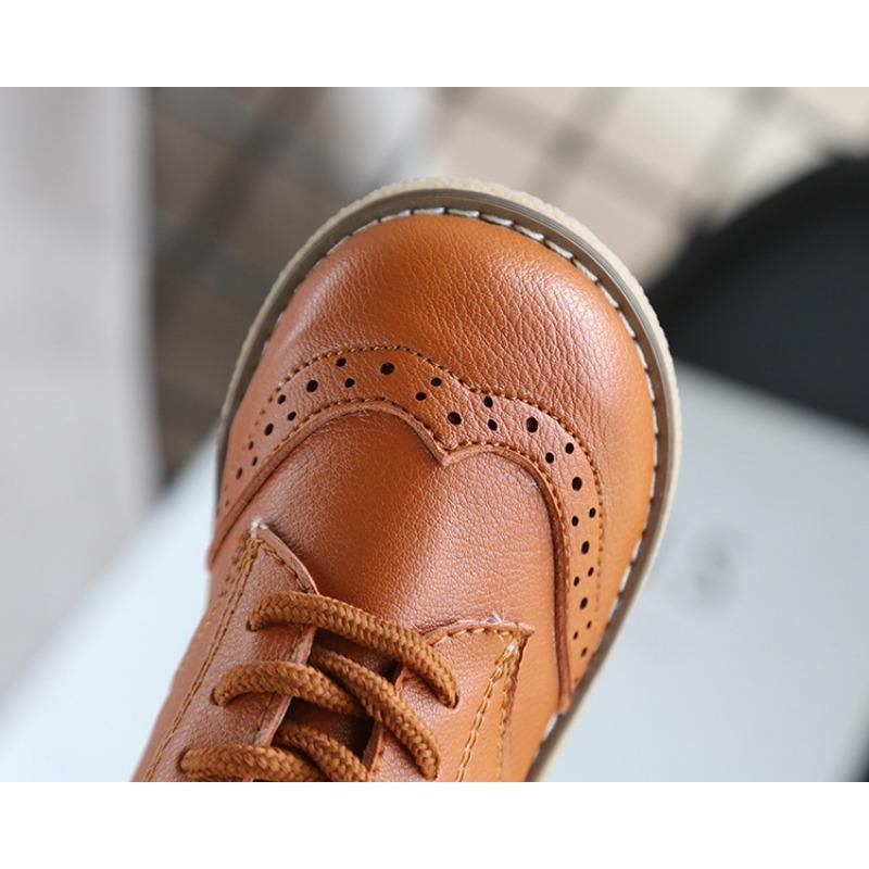 Кожаные туфли для мальчиков в британском стиле, весенние детские туфли на мягкой подошве, корейская версия, на шнуровке, для маленьких девочек, одинарные туфли