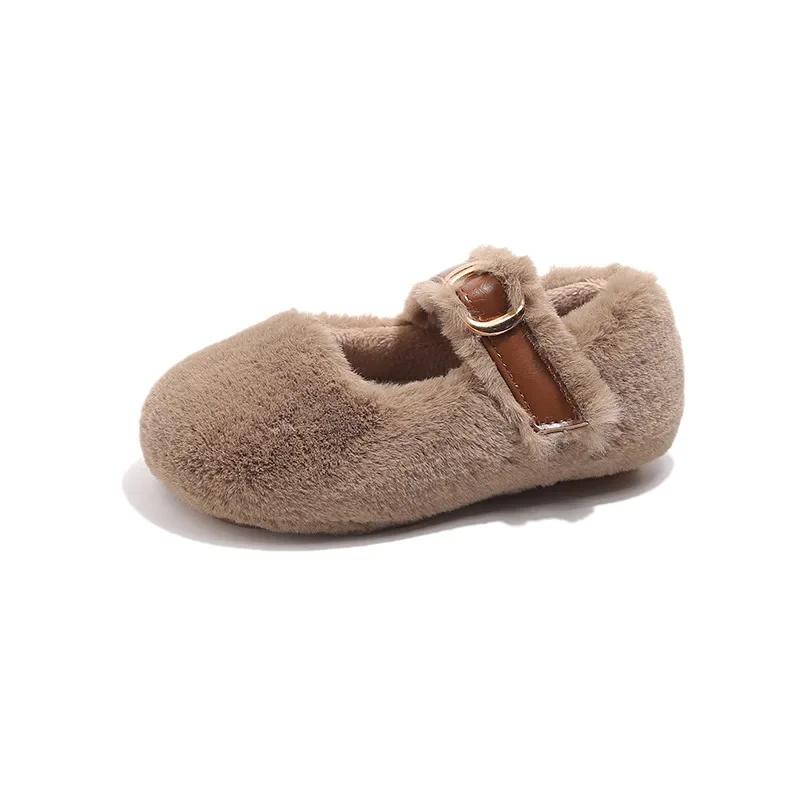 2024 Детские плюшевые ботинки для девочек Зима Новая мода Корейский стиль Мягкая подошва Противоскользящие Универсальные Шикарные Теплые кожаные ботинки