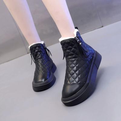 Черные водонепроницаемые женские туфли с круглым носком, плоские кожаные женские зимние сапоги, горячие Y2k, зимние меховые, новинка 2025, ботильоны по акции