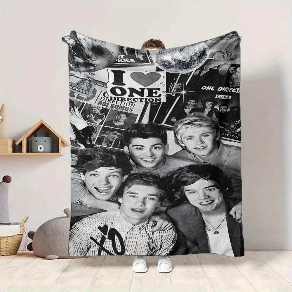 1pc One Direction Flannel Blanket, Soft Skin Friendly with Digital Printing, Various Sizes Available for Family, Friends, Birthday