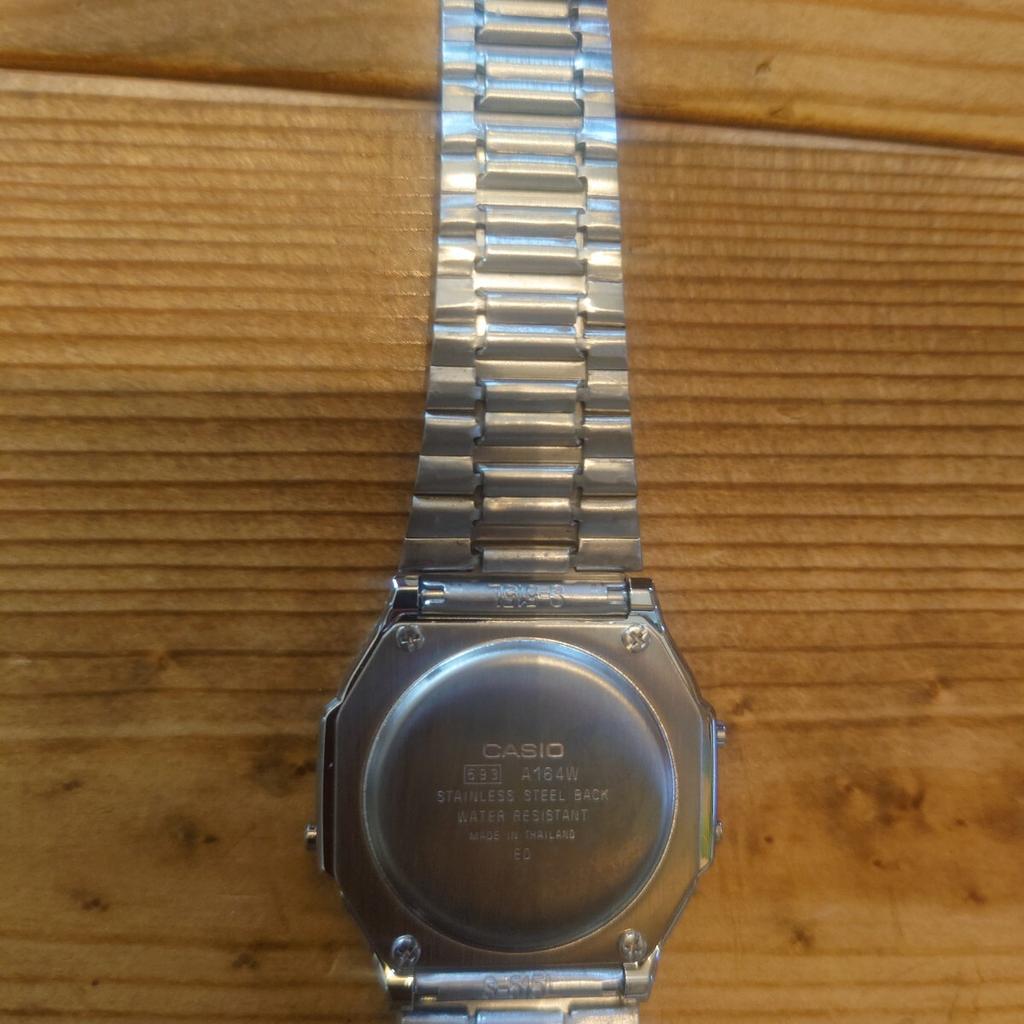 Отличные винтажные цифровые часы CASIO, рабочее состояние, состояние, часы, на батарейках, A164W, подтверждено