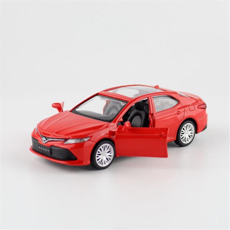 1/43 TOYOTA Camry Модель автомобиля из сплава Литой металлический транспорт Модель автомобиля Миниатюрный масштаб Высокая симуляция Коллекция Детская игрушка Подарок