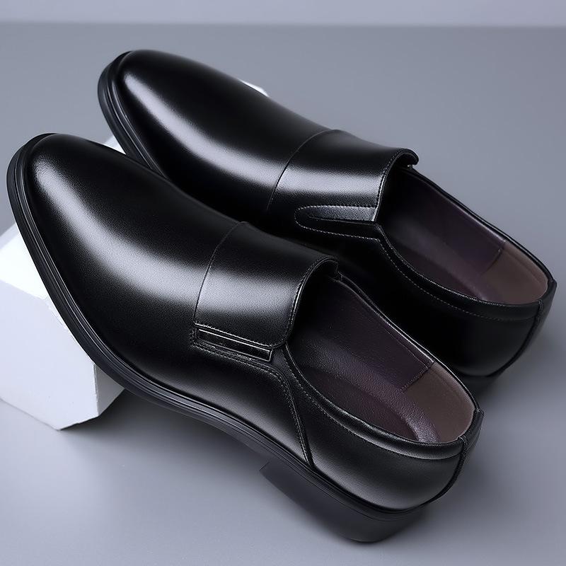 Fashion Fashion Solid Color Leather Men's Loafer Shoes Spring Autumn Designer New Pointed Man Dress Shoes Soft Male Business Shoes