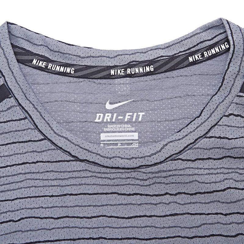 Nike Футболки Мужские Серые С Круглым Вырезом Умеренные 724810-065