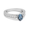 Кольцо с коническим топазом London Blue, пять камней - 925 стерлинговое серебро