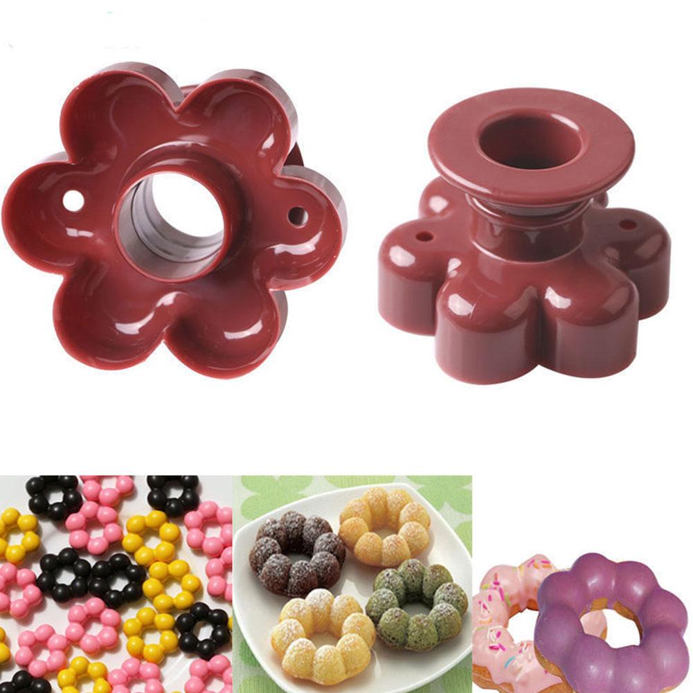 Fudge Donut Maker Cake Mold Flower Heart Shape Cake Chocolate Dessert Mold Mold Bread Tools Bak M5B2