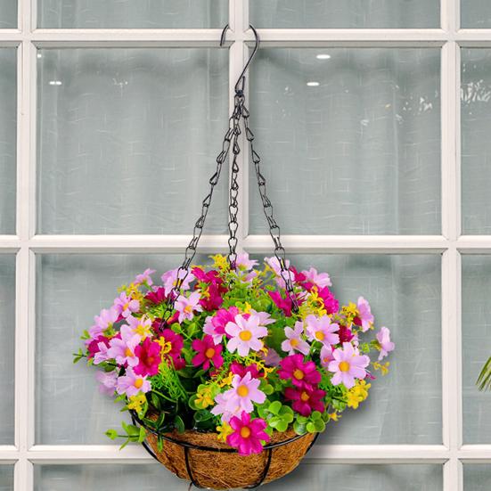 Подвесная корзина с искусственными цветами. Искусственные цветы в корзине. Корзина с искусственными цветами, устойчивая к ультрафиолетовому излучению.