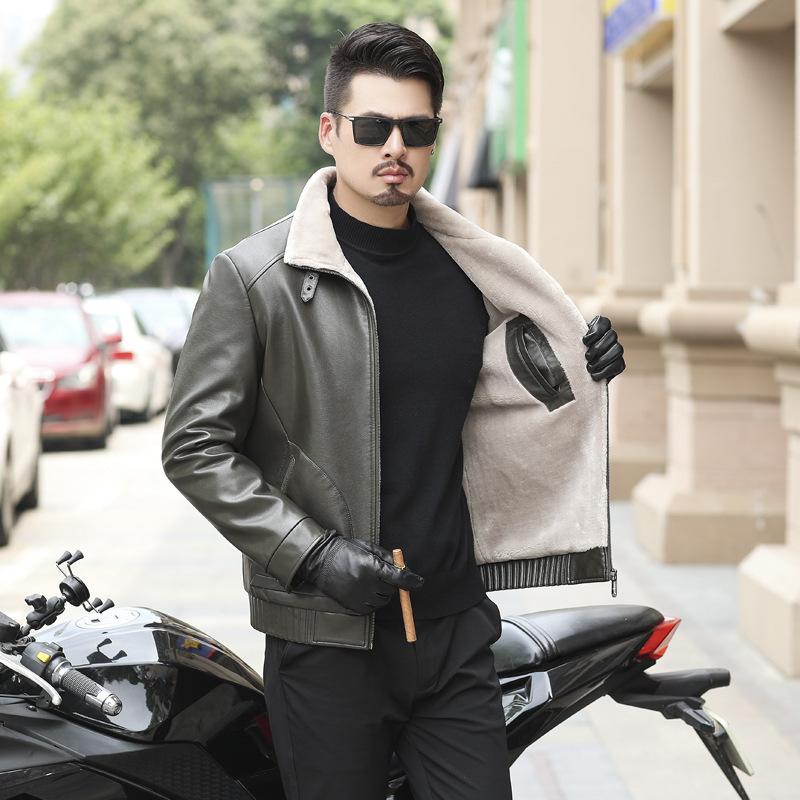 A New Winter Men's Casual Long-sleeved Leather Coat, Fashionable Lapel Trend Coat, Thickened and Warm