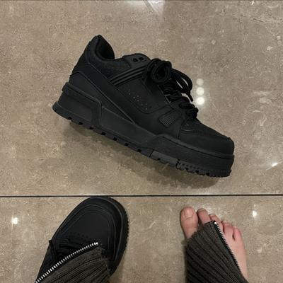 Женские мягкие вулканизированные туфли, удобные дышащие повседневные кроссовки, осенние новые нескользящие плоские спортивные туфли со шнуровкой, кроссовки для бега