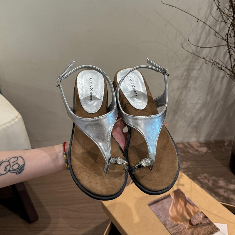 Wedge Heel Design Sense Niche Sandals 2025 Summer Korean Version Retro Personality Metal Buckle Cover Toe Roman Sandals Women